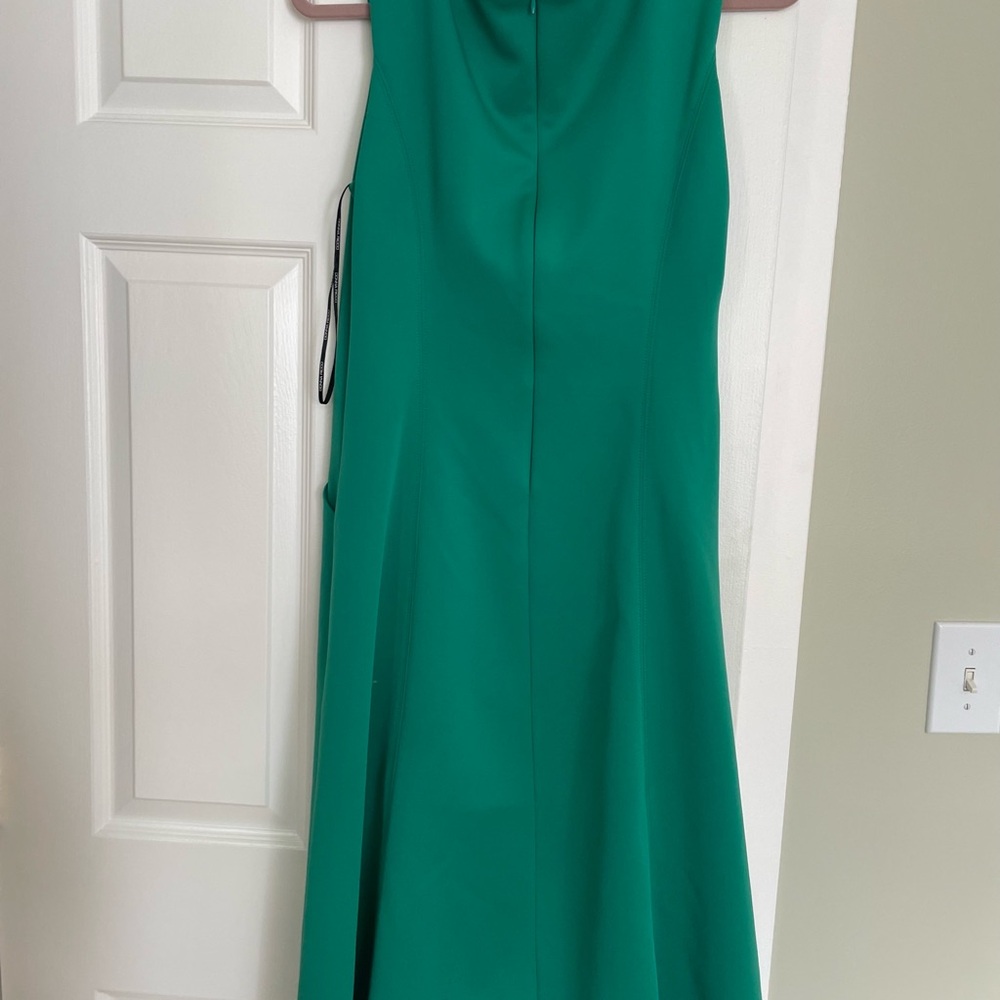 Donna Ricco Vibrant Green Maxi Dress